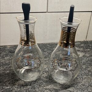 PYREX Glass Oil and Vinegar Dispenser Set with Gold Accents. RARE!! 1950’s 1960’